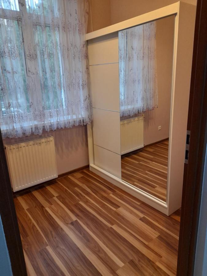 Апартаменты Mieszkanie Z Widokiem Na Park -Cieplice Slaskie Zdroj Еленя-Гура Экстерьер фото
